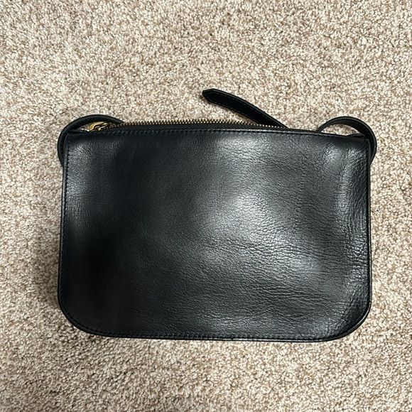 Madewell The Simple Leather Crossbody Bag - Picture 4 of 4